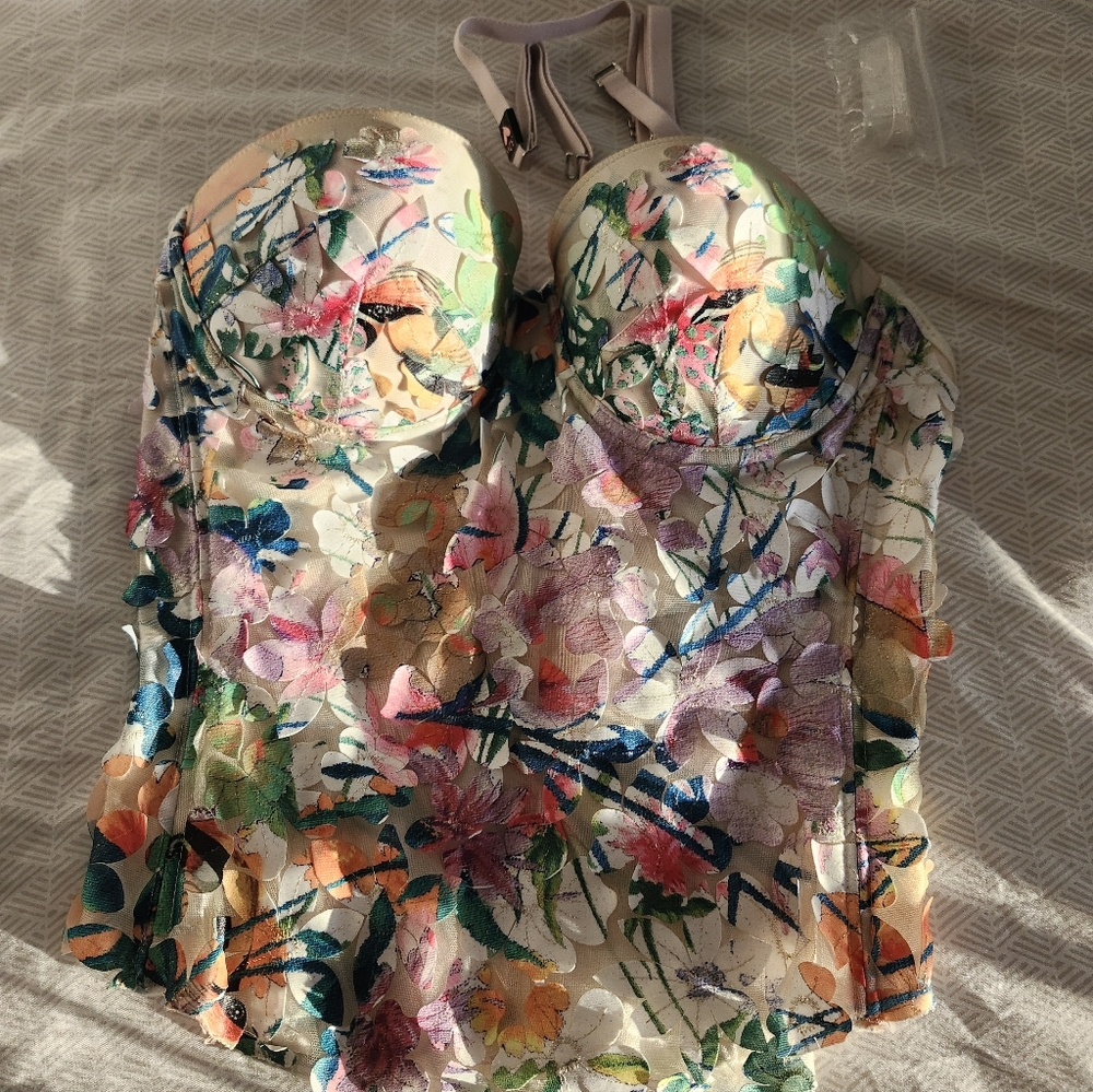Atelier Va Bien Floral Corset